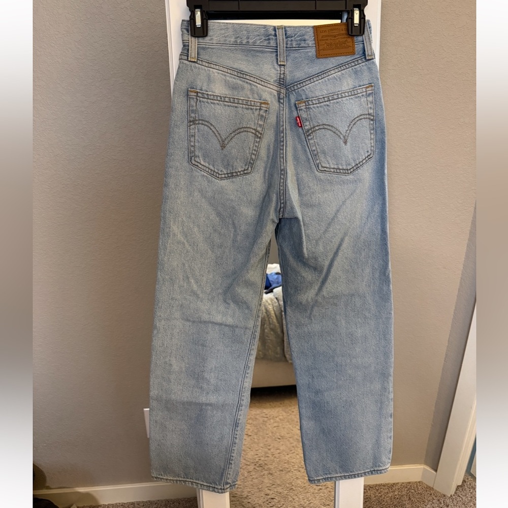Levi’s Ribcage Straight Ankle - Picture 2 of 3